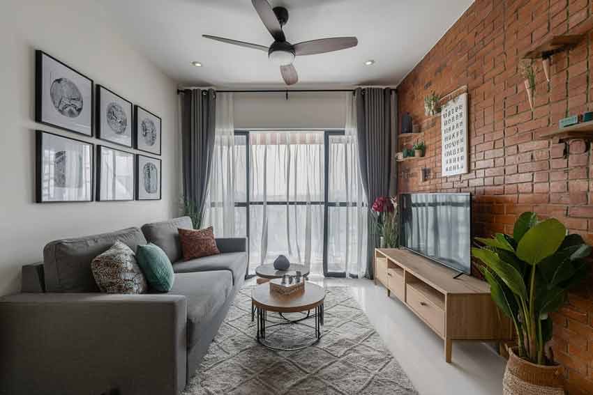 Oak Porch Bungalow interior preview 2